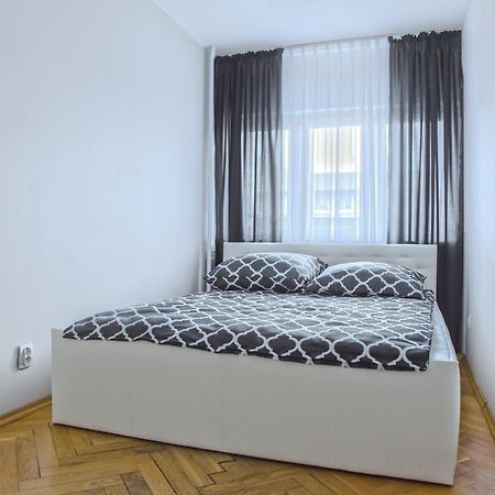 Comfy Flat In The City Center. Great View. Apartment Варшава Екстериор снимка